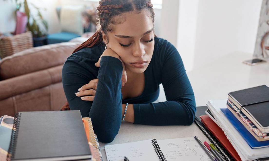 Análisis de datos financieros en pantalla